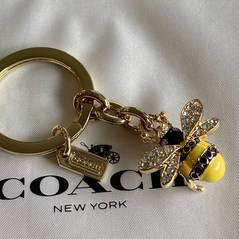 NEW COACH VERY RARE BUMBLE BEE SWAROVSKI CRYSTAL KEY CHAIN FOB RING